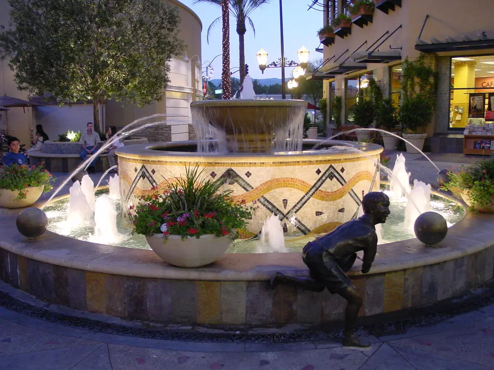 Fountain in front of the Edwards Theater, at Towncenter and Theater Drives in Santa Clarita — Los Angeles County, CA