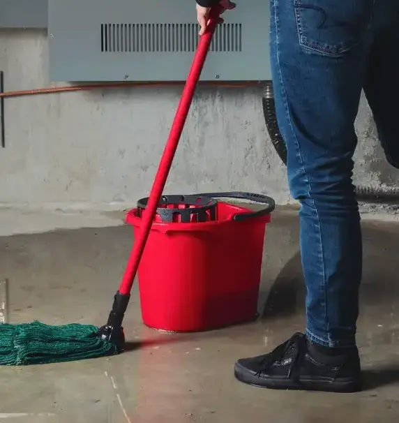 Emergency water damage cleanup in Santa Clarita, CA by Bailey Water Damage Restoration